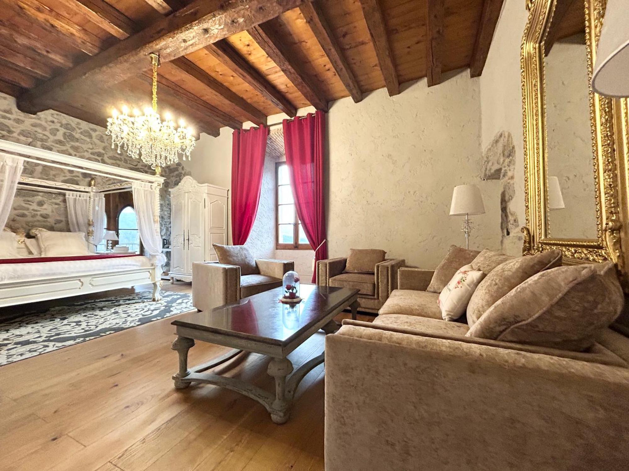 Chateau De La Rive - Suite Prestige - Chambre 2 Personnes Cruet ภายนอก รูปภาพ