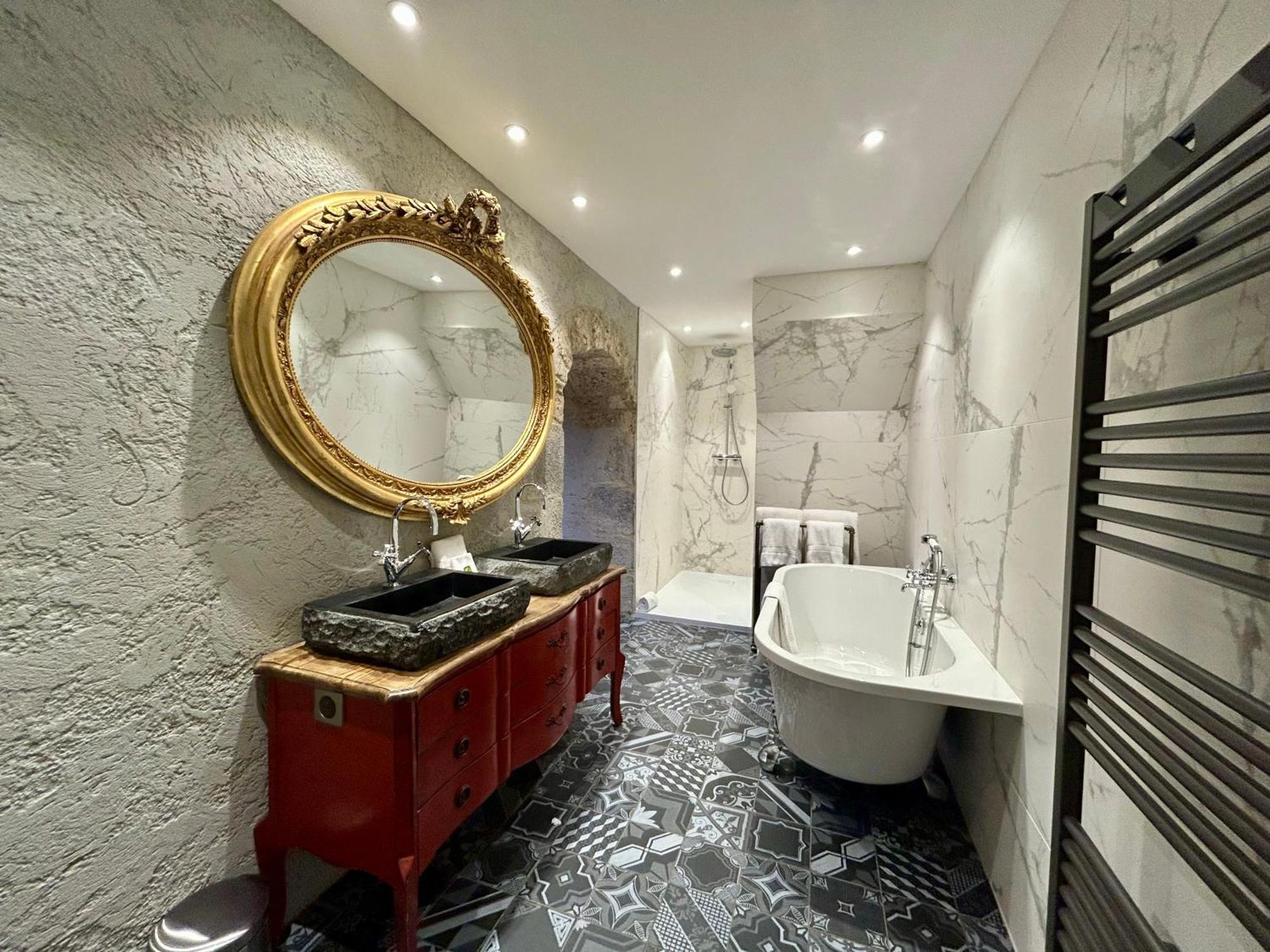 Chateau De La Rive - Suite Prestige - Chambre 2 Personnes Cruet ภายนอก รูปภาพ